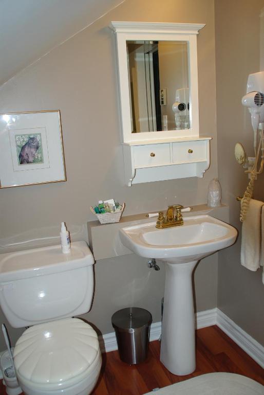Angel House Bed And Breakfast Creemore Ruang foto
